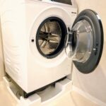 洗濯機の入れ替えの為、ドアを外して戻すお見積りの現地調査。