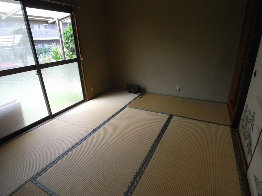 畳下の床貼り替え前の状況、横浜市鶴見区