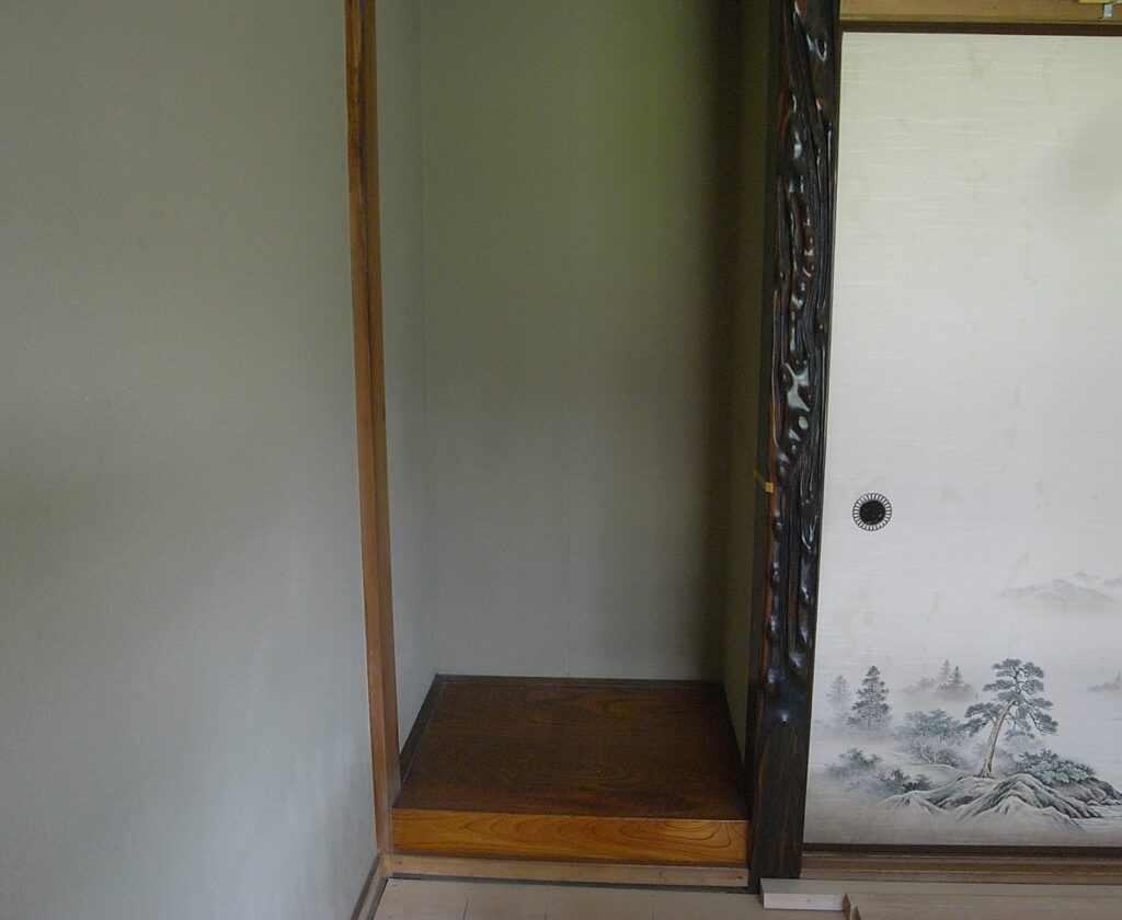 床の間に収納を作る前の写真｜横浜市鶴見区