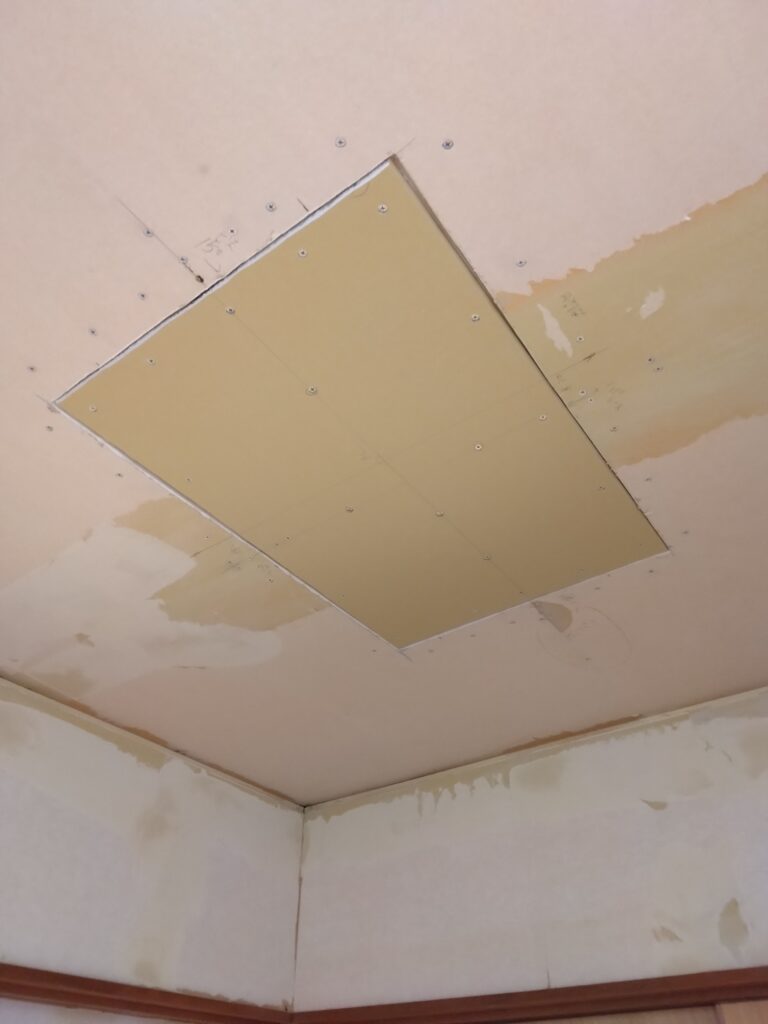 天井下地の補修工事が完了しました。横浜市鶴見区