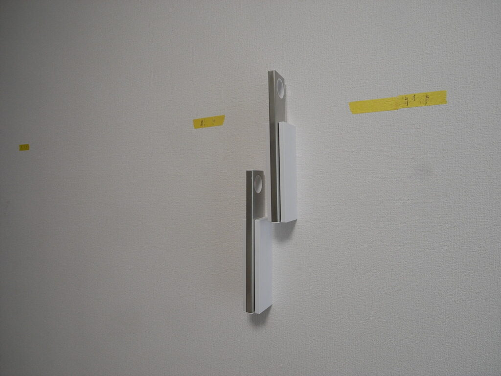 横浜市戸塚区で室内物干しを外す前の写真。